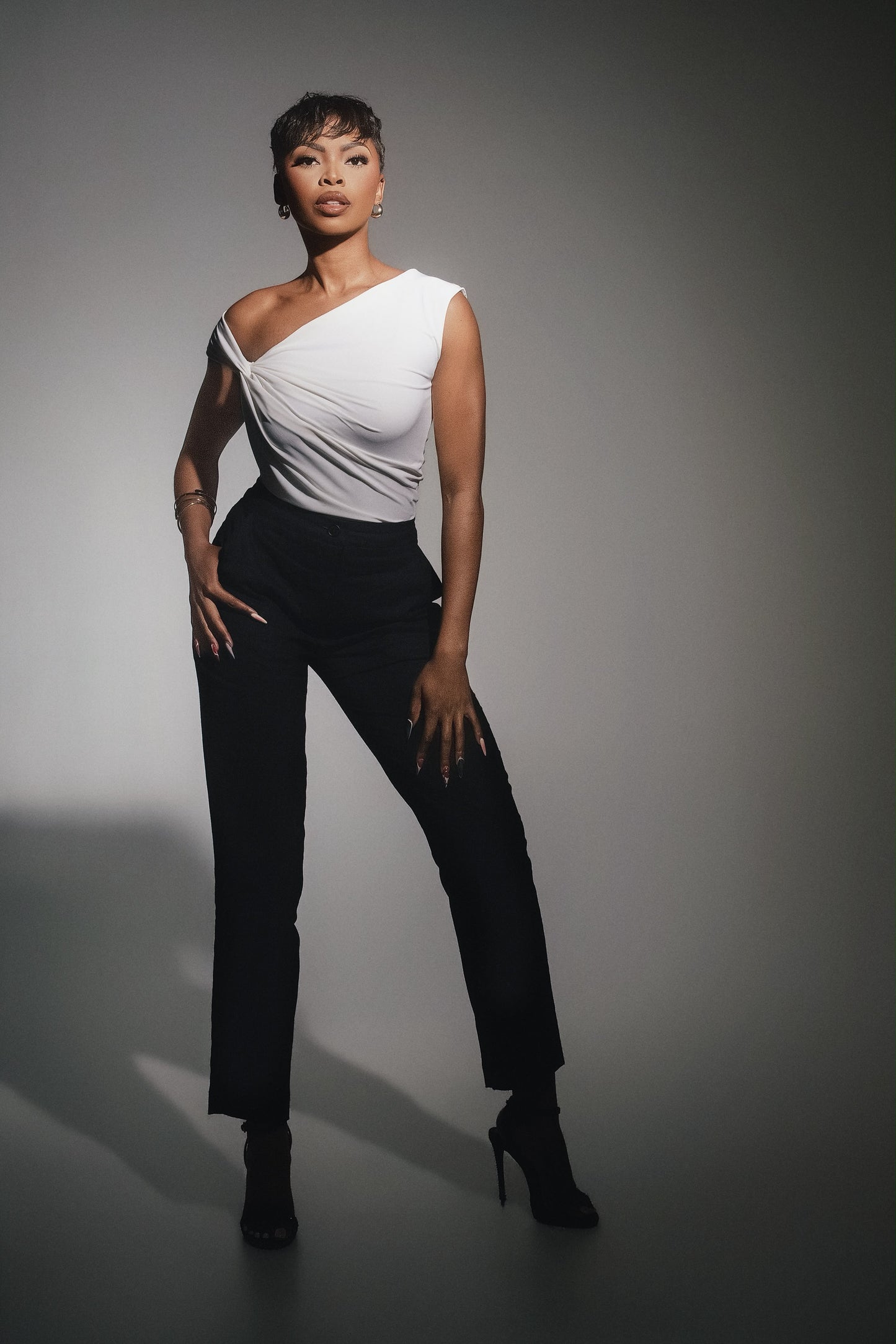 Tailored Seam Detail Cropped Trouser